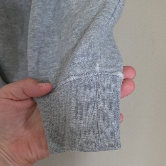 Hudson's Bay Co. Canada Zip-Up Hoodie Boys Size 10/12 - Picture 6 of 7